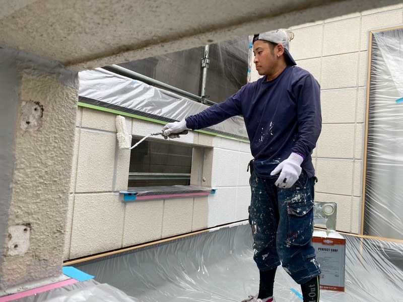 自社職人による施工 — 優建装
